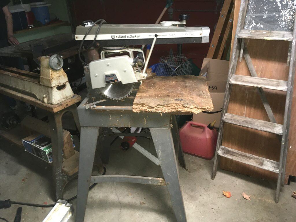 Auction Photo