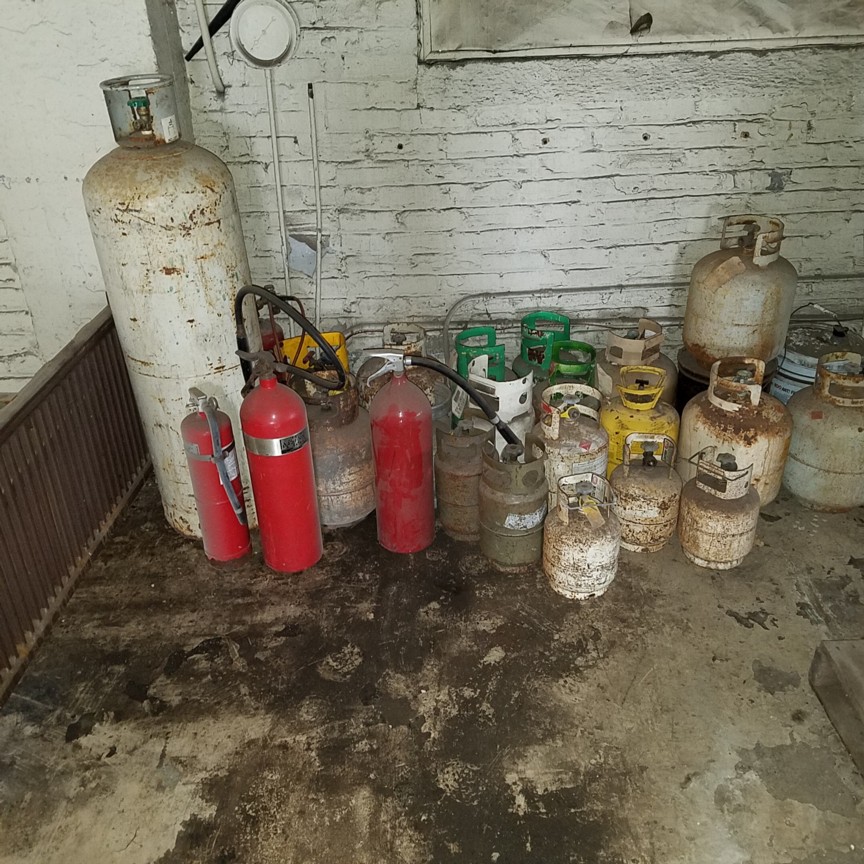 Auction Photo