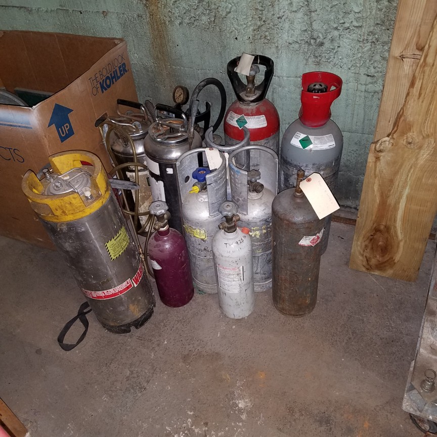 Auction Photo