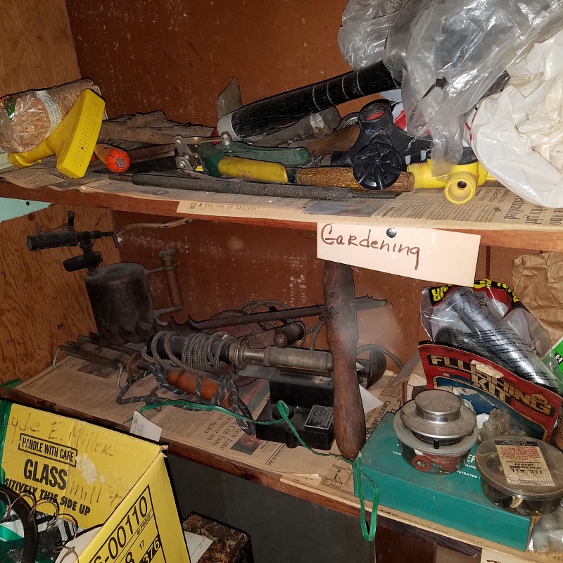 Auction Photo