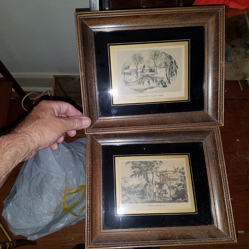 Auction Photo
