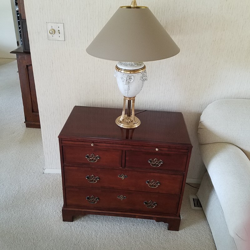 Auction Photo
