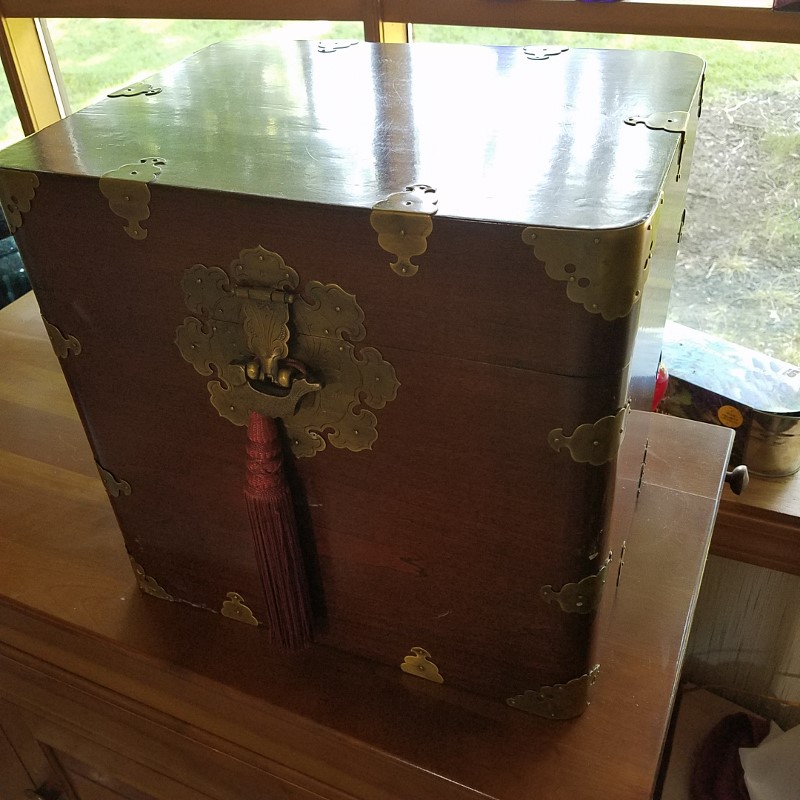 Auction Photo