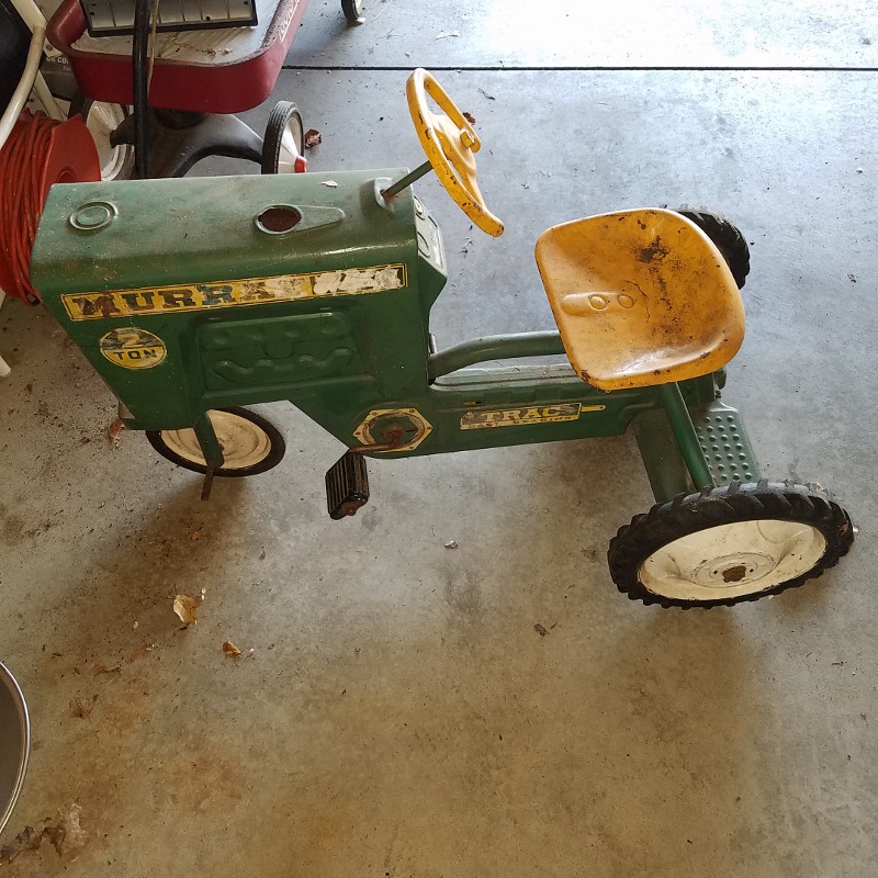 Auction Photo
