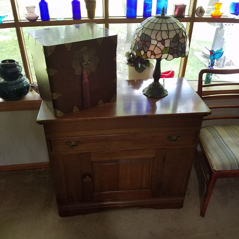 Auction Photo