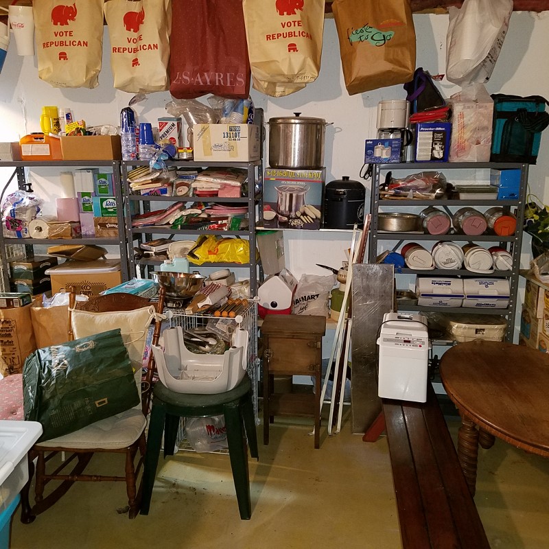 Auction Photo