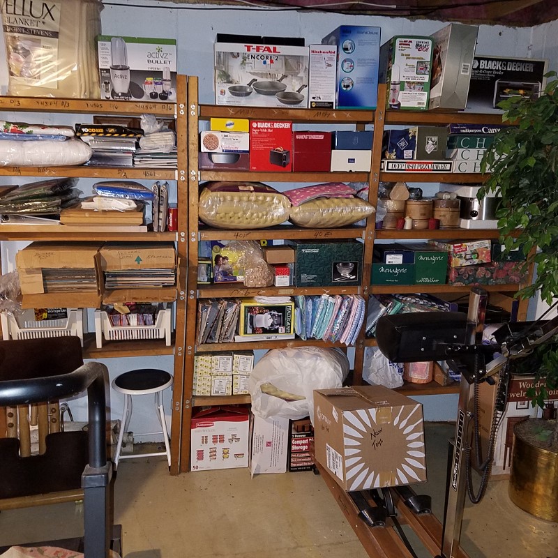 Auction Photo