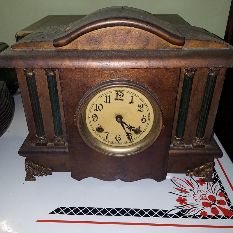Auction Photo