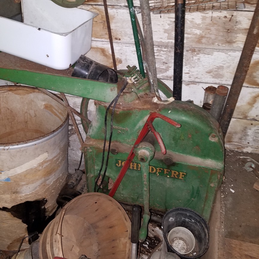 Auction Photo