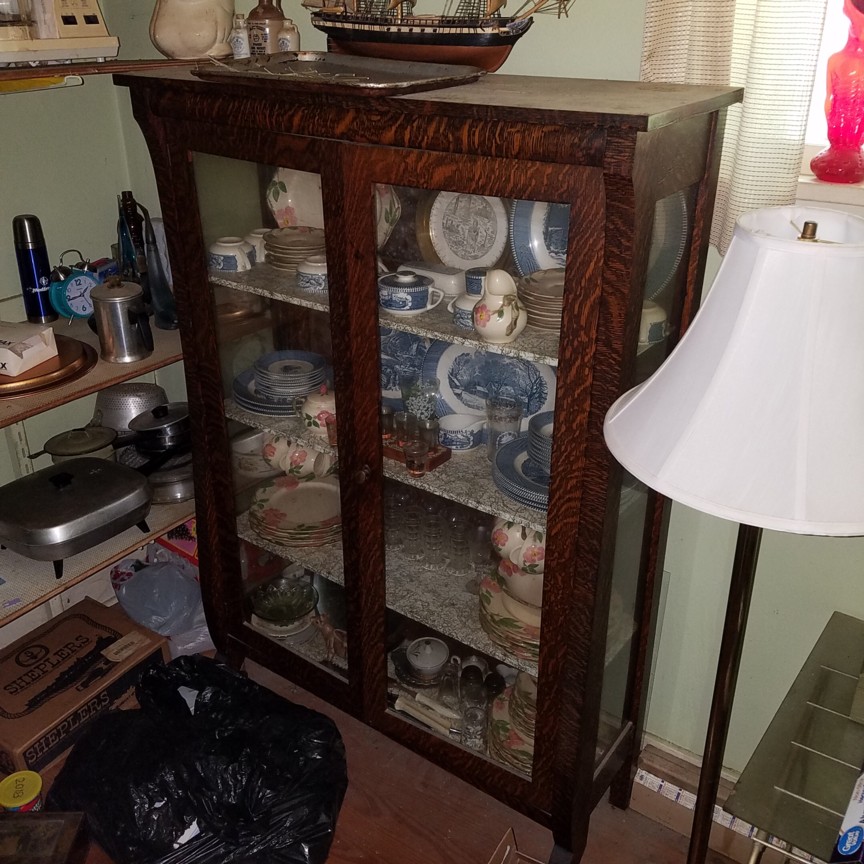 Auction Photo