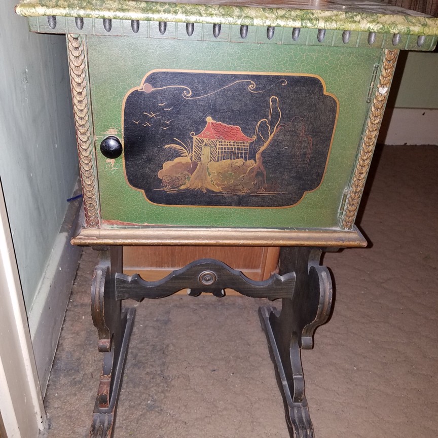 Auction Photo