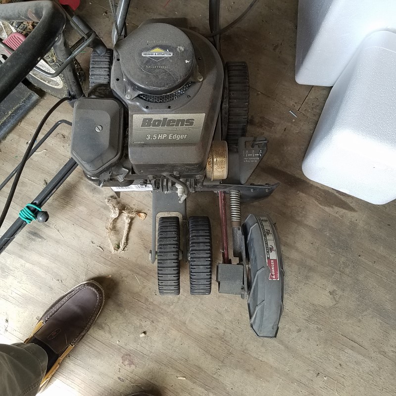 Auction Photo