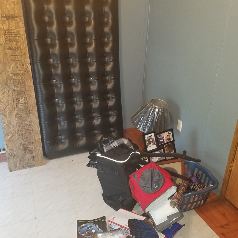 Auction Photo