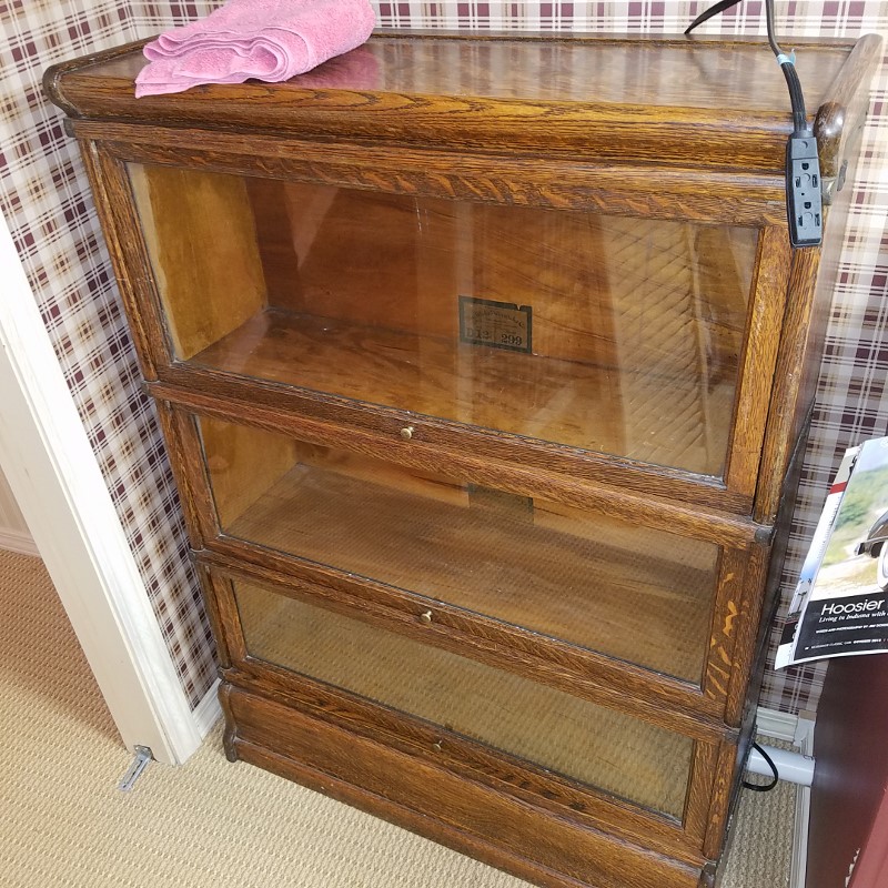 Auction Photo