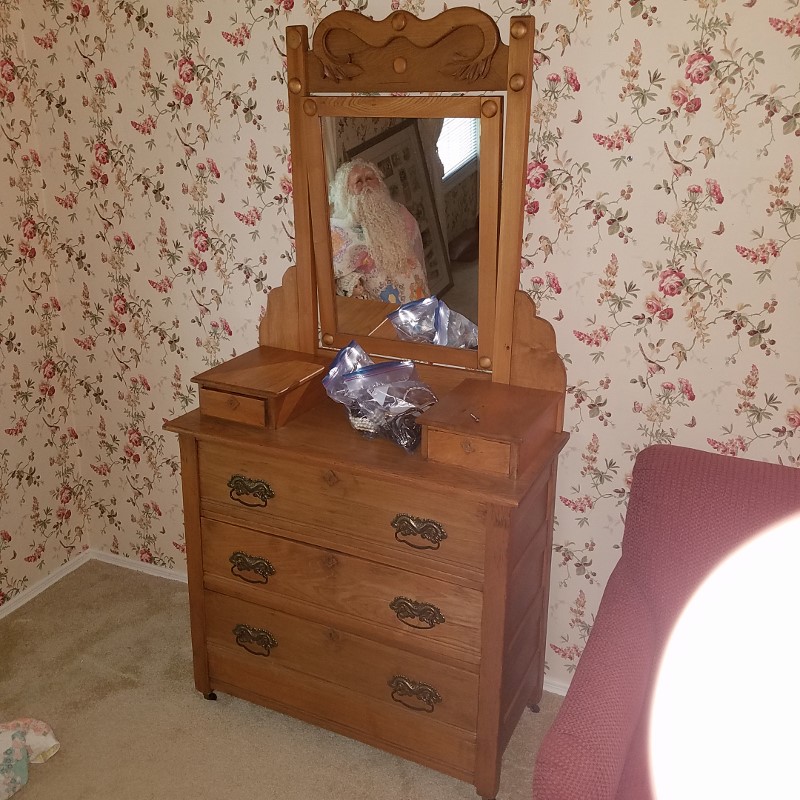 Auction Photo