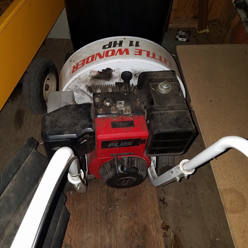 Auction Photo