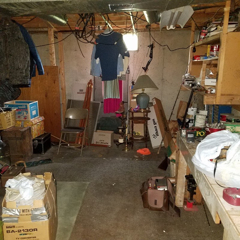 Auction Photo