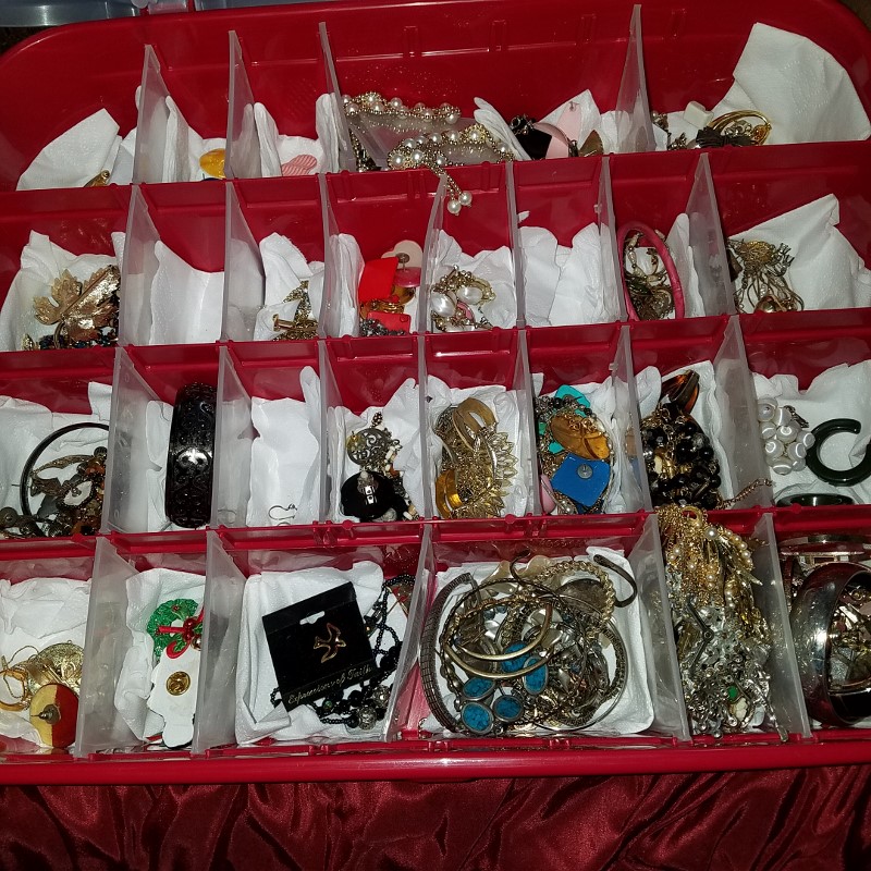 Auction Photo