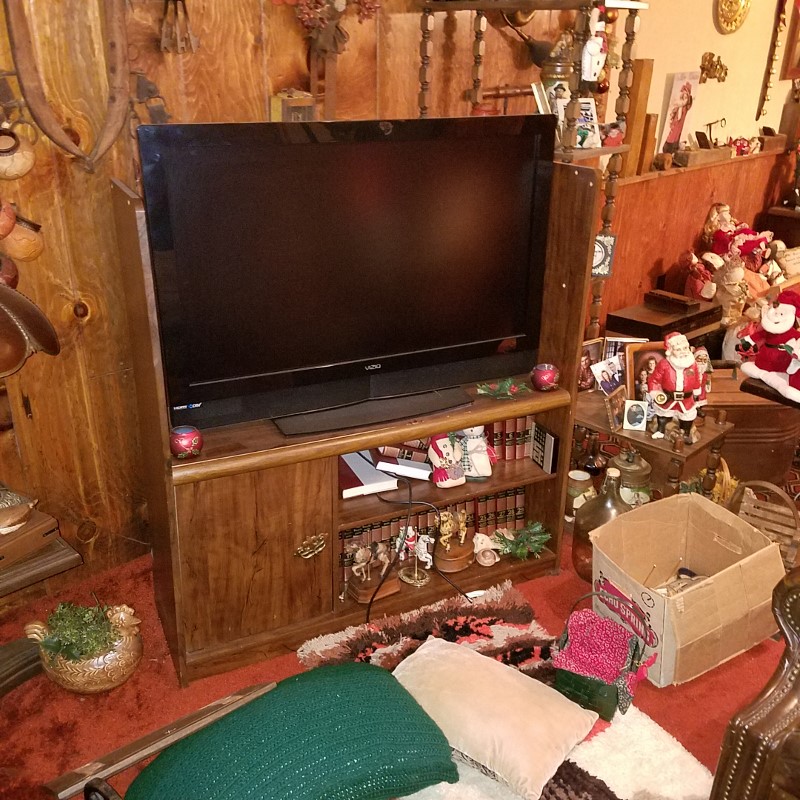 Auction Photo