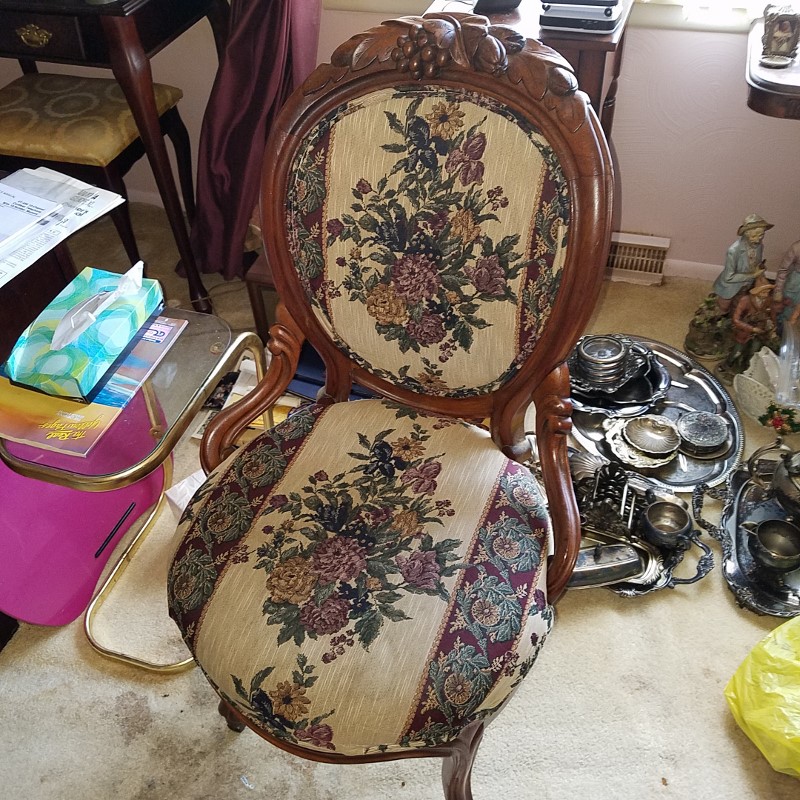 Auction Photo