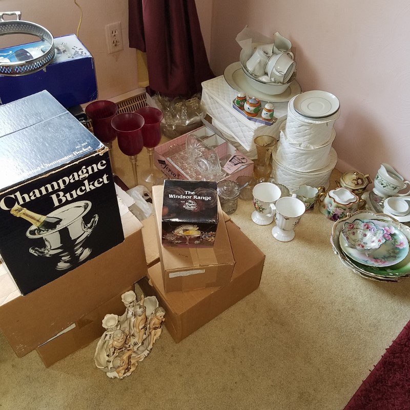 Auction Photo