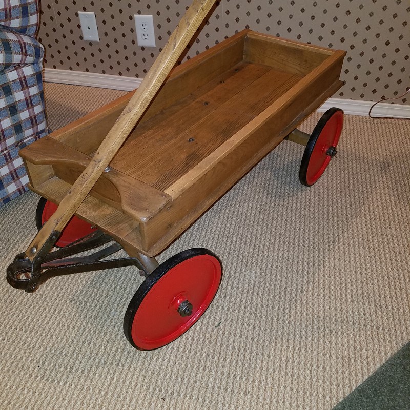 Auction Photo
