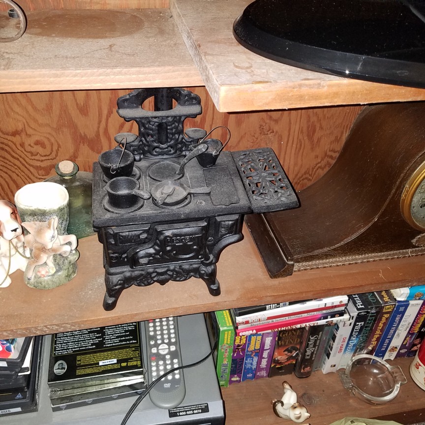 Auction Photo