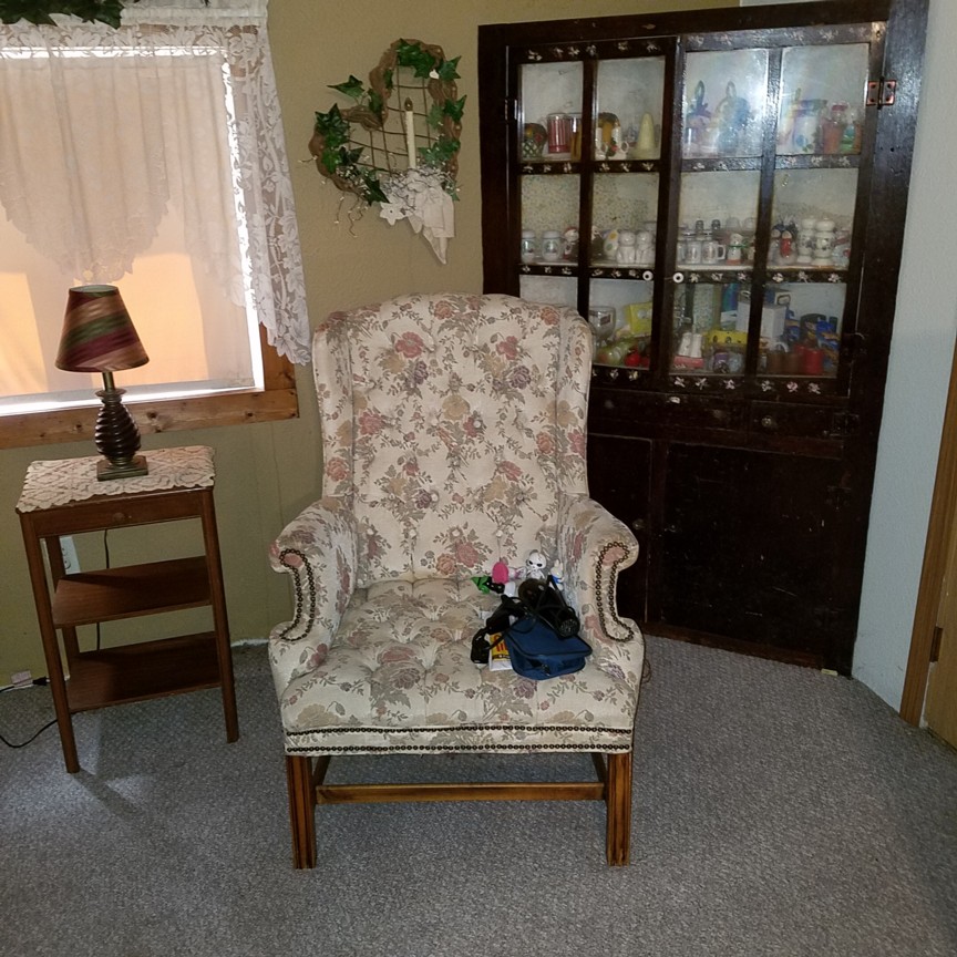 Auction Photo