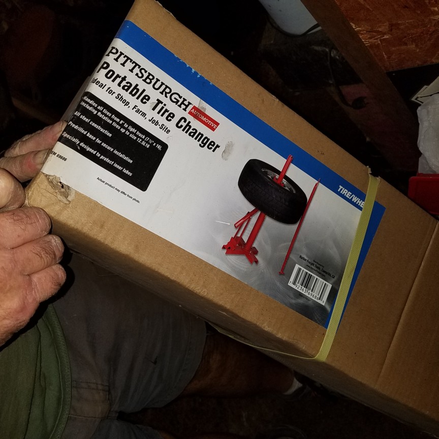 Auction Photo