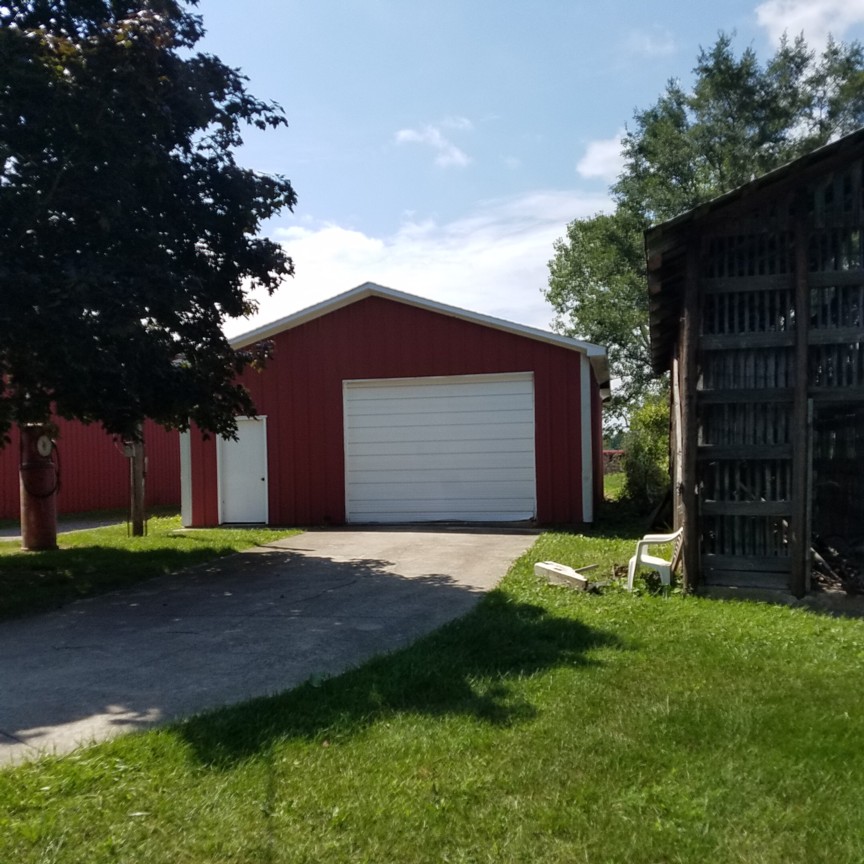 Auction Photo