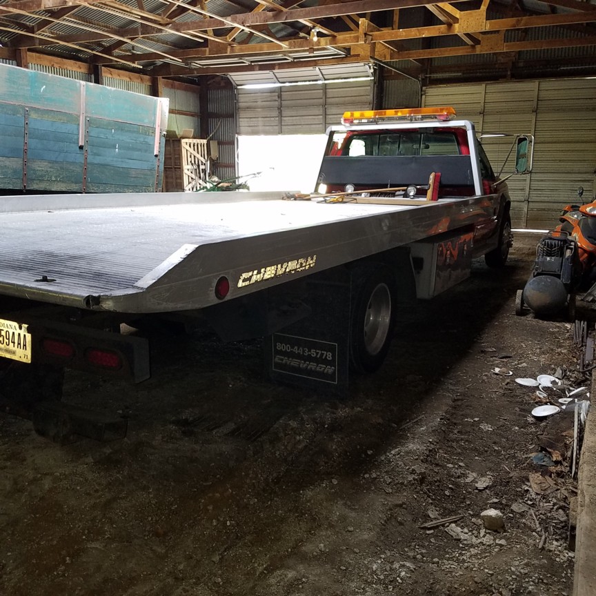 Auction Photo