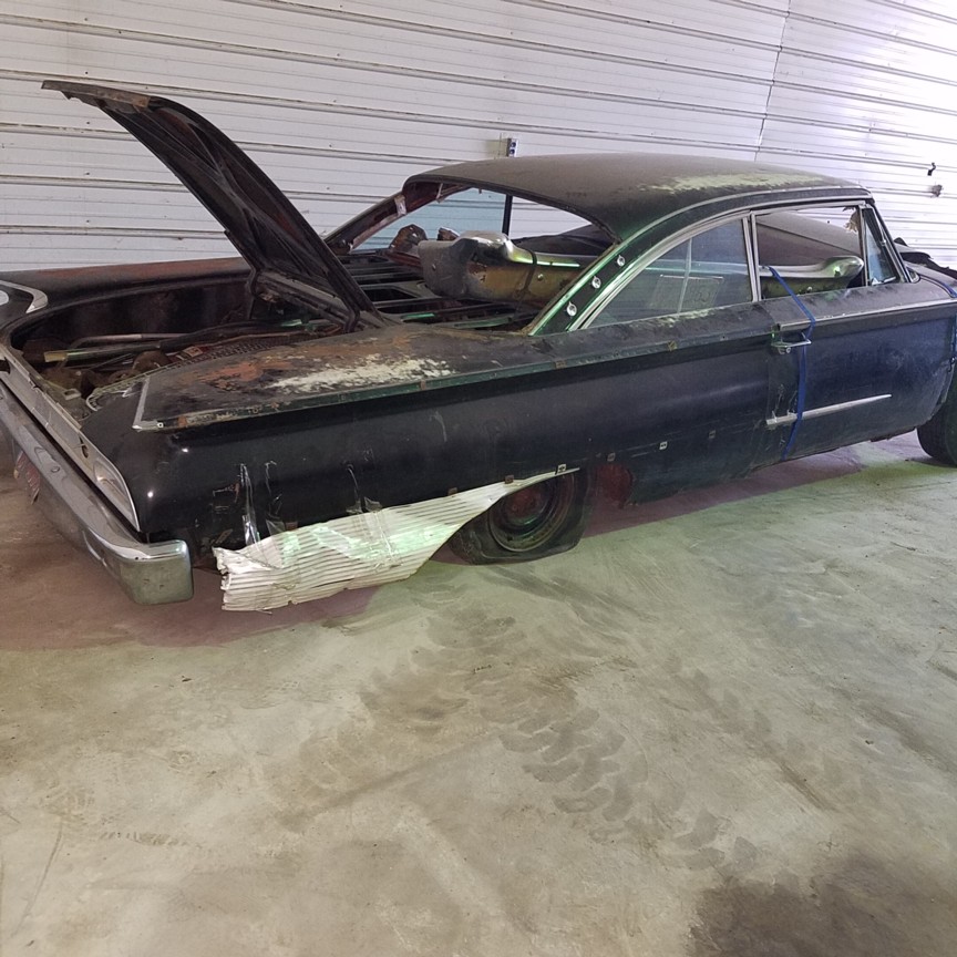 Auction Photo
