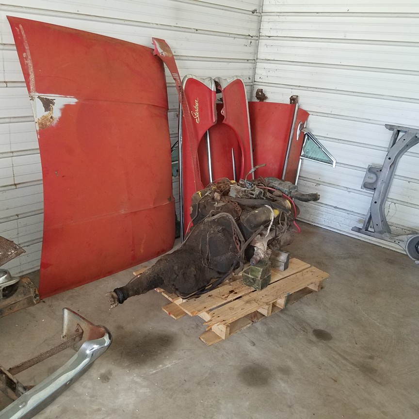 Auction Photo