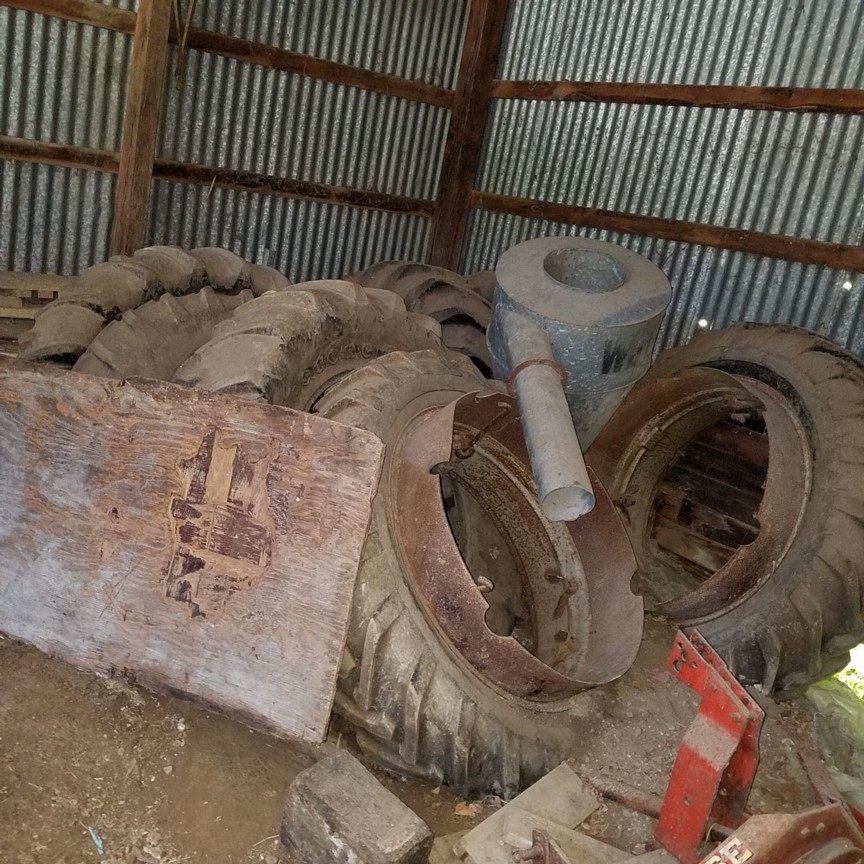 Auction Photo