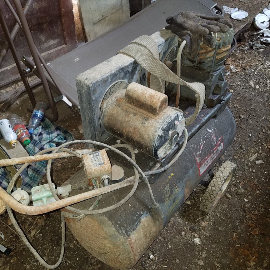 Auction Photo