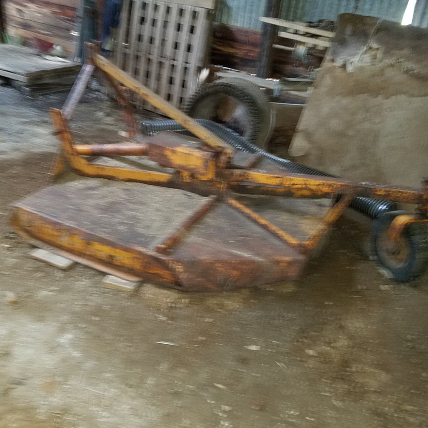 Auction Photo