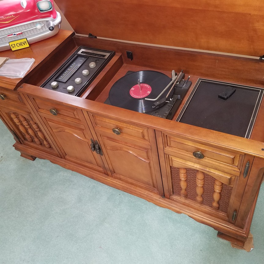Auction Photo