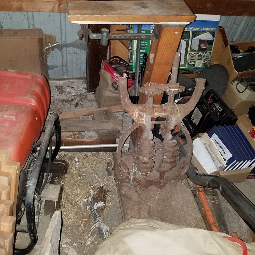 Auction Photo