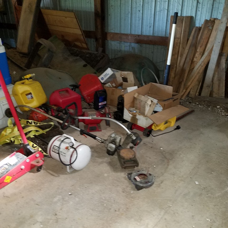 Auction Photo