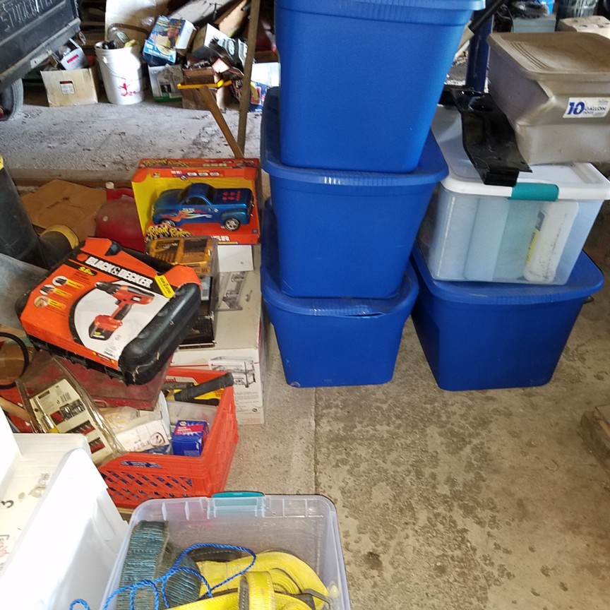 Auction Photo