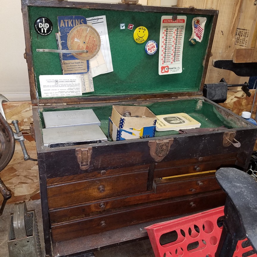 Auction Photo