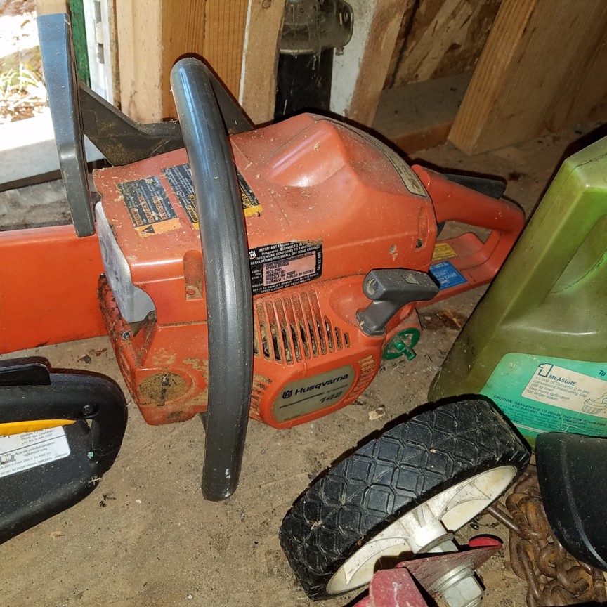 Auction Photo