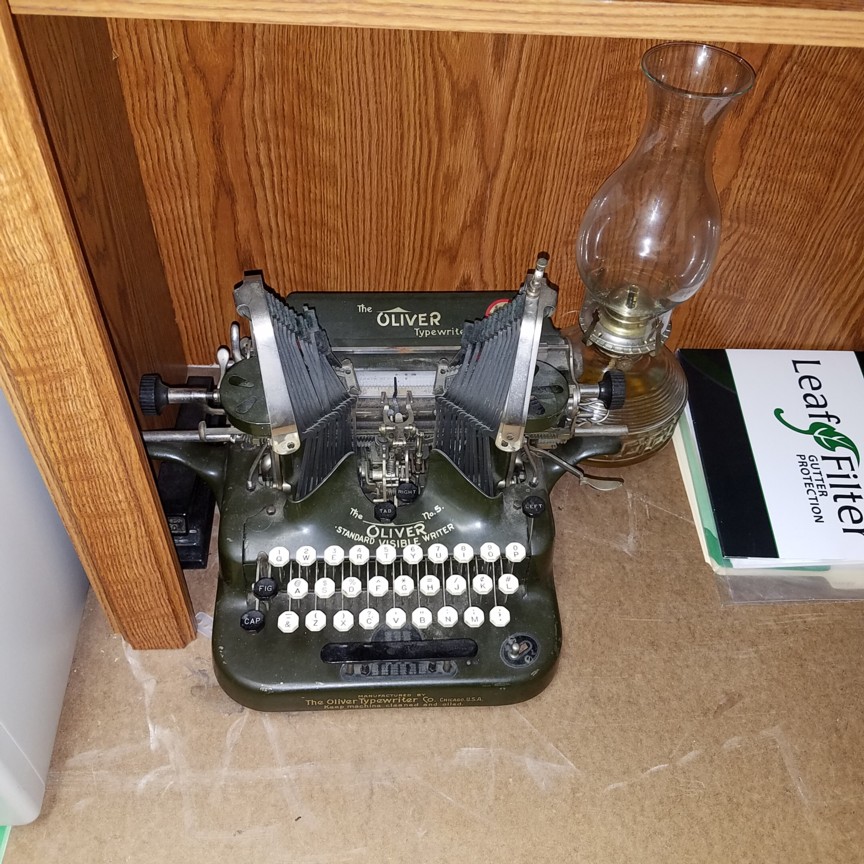 Auction Photo