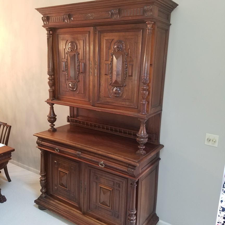 Auction Photo