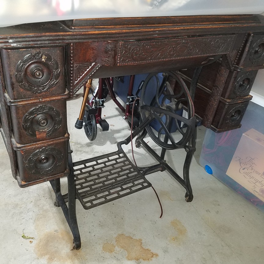 Auction Photo