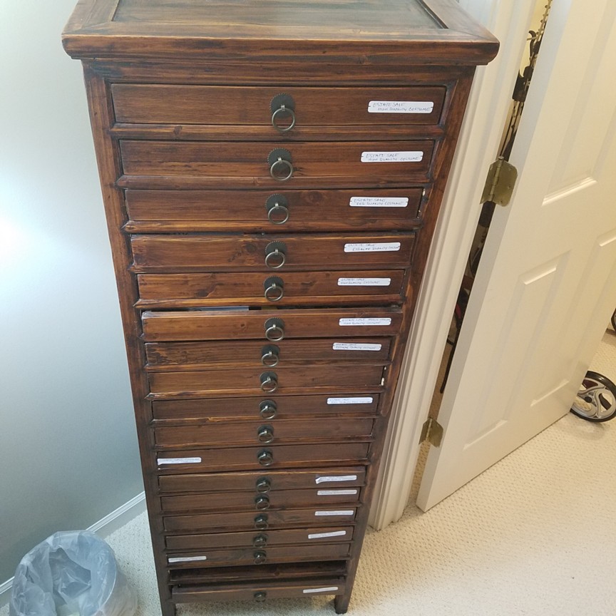 Auction Photo