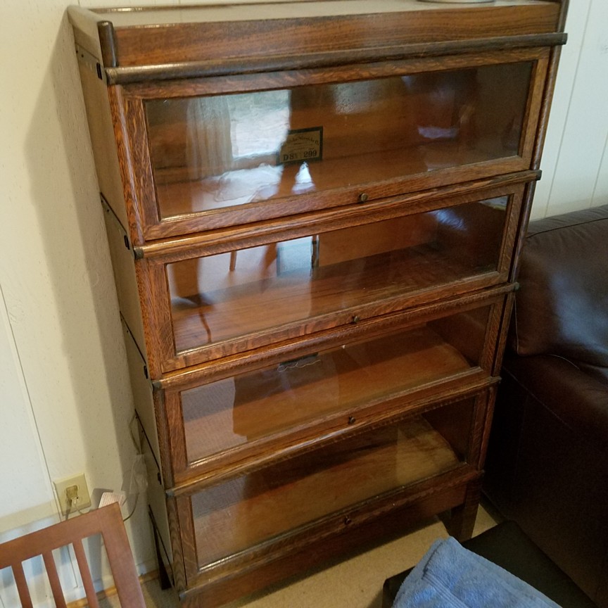 Auction Photo