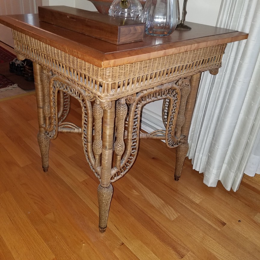 Auction Photo