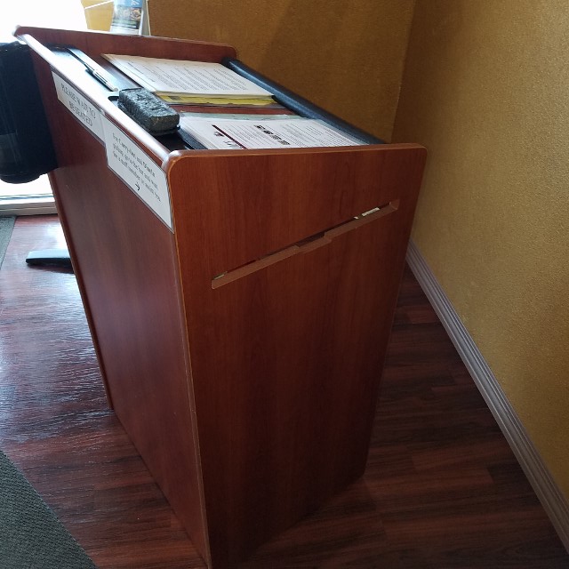 Auction Photo