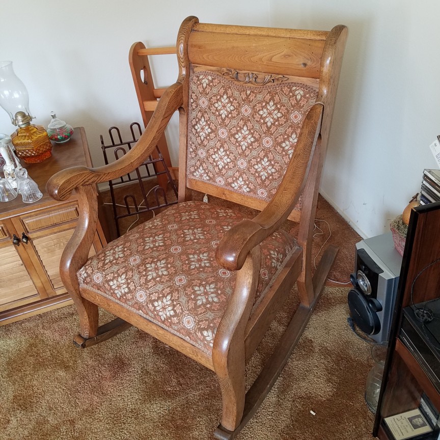 Auction Photo